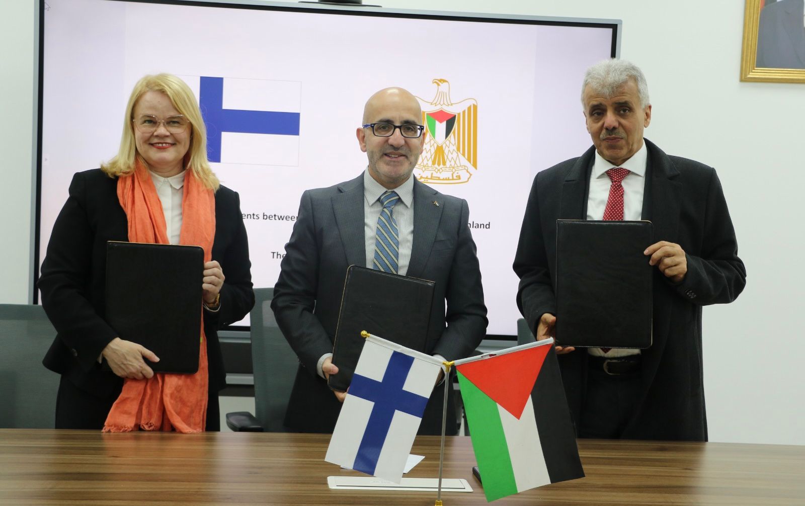 إعلان استقطاب معلمين للعمل في مدارس النجاة الخاصة / دولة الكويت