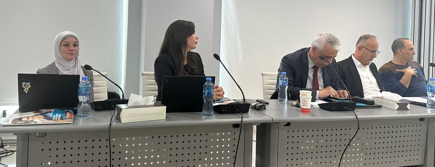 ورشة عمل لدمج مهارتي المحادثة والاستماع في "التوجيهي"